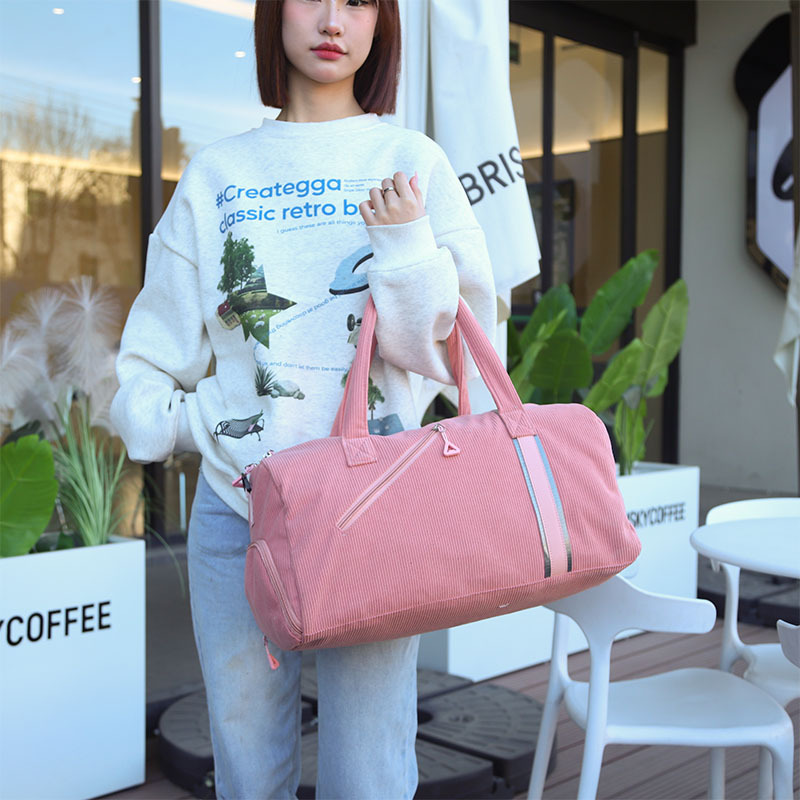 Bolsa de viaje portátil para mujeres, gran capacidad, moda ligera, viaje corto, bolsa de viaje, bolsa de embarque, bolsa de almacenamiento en espera de producción