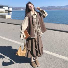 复古麂皮马甲衬衫套装裙女春2026新款韩系不规则半身裙穿搭四件套