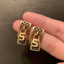 ����5�i���h���~ɫ���f�L�U�����θ��ӿ��ڄ����OӋS925�yᘶ��