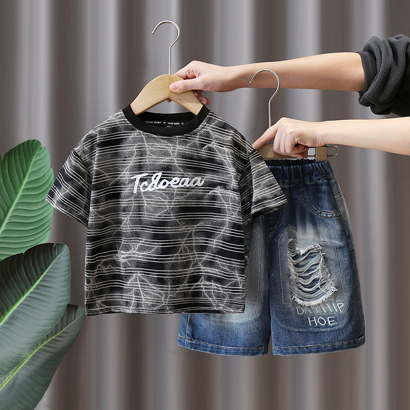 7284 Traje de verano para niños 2025 nuevo estilo estilo occidental ropa de verano de dos piezas de moda ropa de manga corta de verano