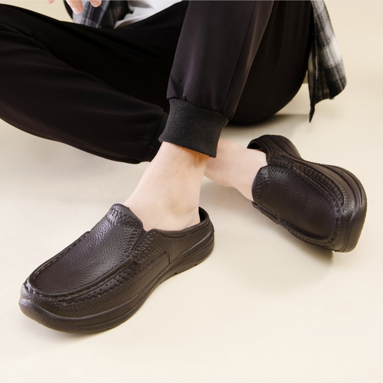 Cross-border popular verano nuevo cuero casual cerrado dedo del pie zapatillas de moda más tamaño zapatos de hombre talla 46 perezoso slip-on zapatillas