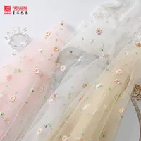 Вышитая сетчатая пряжа маленькая маргаритка цветочный букет упаковка фея пряжа букет фон пряжа