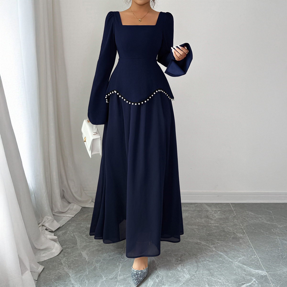 Women's Elegant Long-Sleeve Maxi Dress