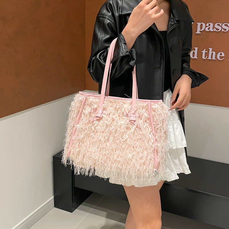 Bolsas de tote bolsas de peluche bolsas de hombro de mujer bolsas de peluche portátiles bolsas de lana de moda popular bolsas de tote de gran capacidad