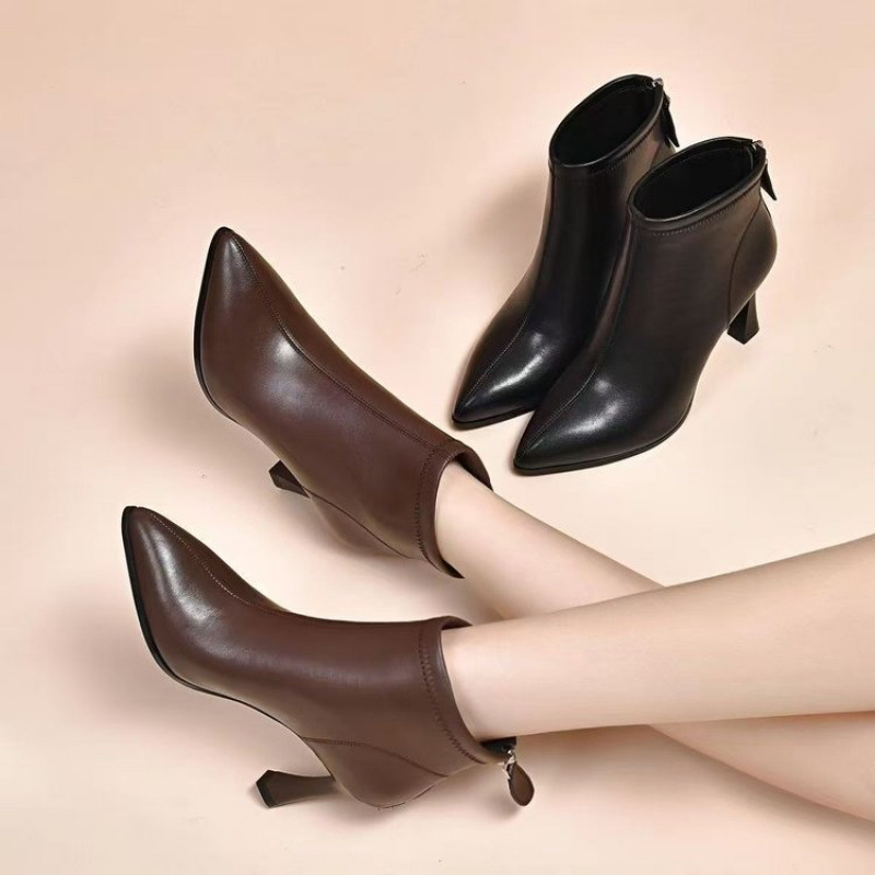 2025 New Autumn and Winter Women's Short Boots with Small Heels, Thin Heels, Genuine Leather Shoes, Spring and Autumn Single Boots, Soft Leather Women's Shoes, High-Heeled Martin Boots 2025 New Autumn and Winter Women's Short Boots with Small Heels, Thin Heels, Genuine Leather Shoes, Spring and Autumn Single Boots, Soft Leather Women's Shoes, High-Heeled Martin Boots