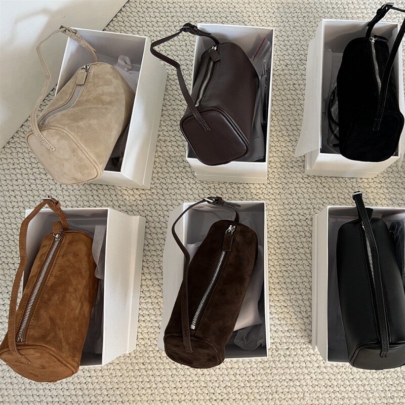 The Upgraded Interior Sheepskin Row Cowhide Pen Cartridge Bag Velvet Underarm Bag 90s Small Square Bag Leather Handbag The Upgraded Interior Sheepskin Row Cowhide Pen Cartridge Bag Velvet Underarm Bag 90s Small Square Bag Leather Handbag