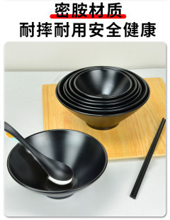 �ܰ��;���������´ɺ�ɫ��ʽ�����׾����������C�������^��