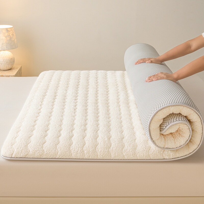 Source Manufacturer Amazon Cross-Border New Model Single-Sided Lamb Wool Mattress Single/Double Tatami Mattress Source Manufacturer Amazon Cross-Border New Model Single-Sided Lamb Wool Mattress Single/Double Tatami Mattress