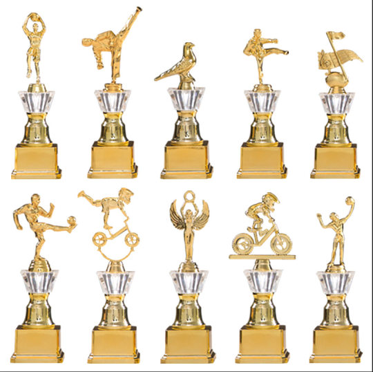 Plastic Small Trophy Customized Children's Basketball Football Dance Calligraphy Art Sports Competition Golden Man Trophy Customized