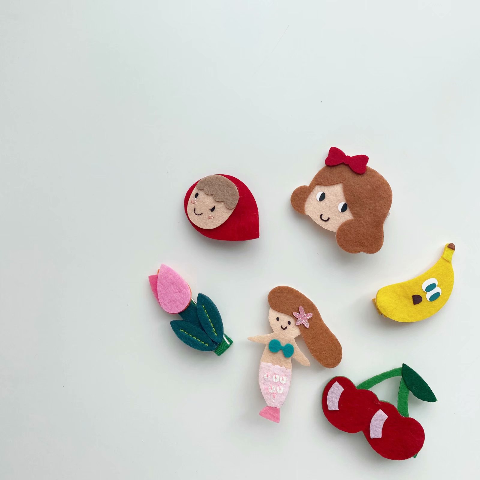 Cute Cartoon Felt Hair Clip display picture 3