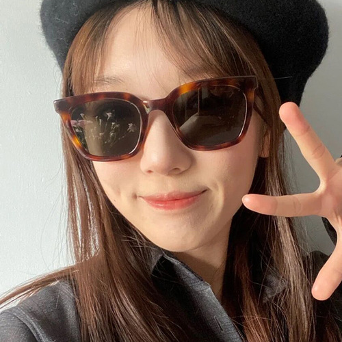 Square small frame sunglasses  new Korean style fashion sunglasses trend internet celebrity same style Xiaohongshu sunglasses