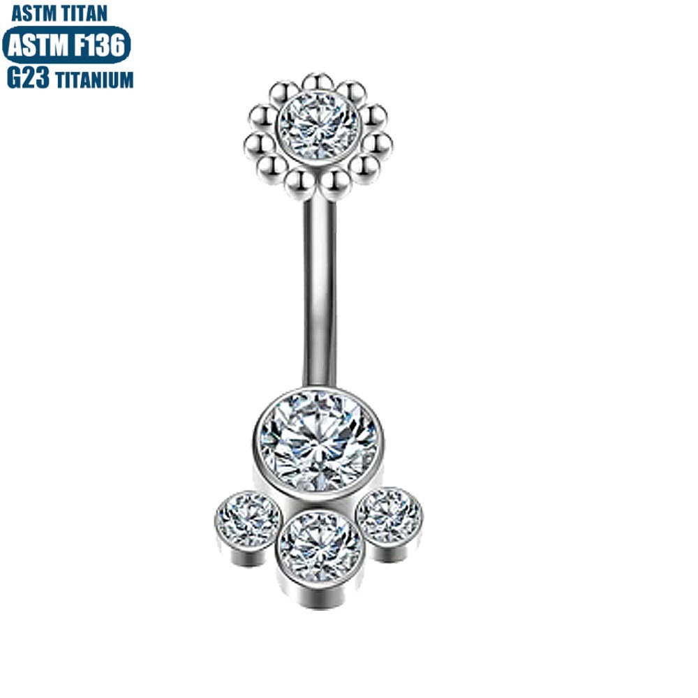 16G labret stud size and finish detail