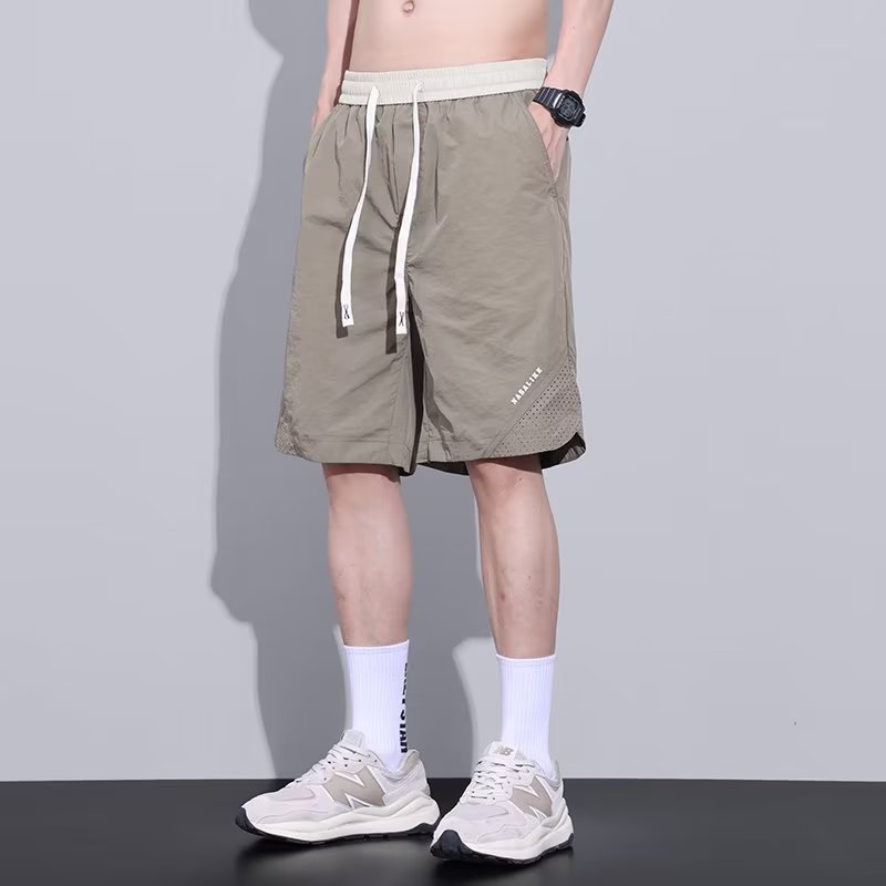 Pantalones cortos de seda de hielo para hombre, pantalones de playa de malla de secado rápido sueltos casuales delgados de verano, ropa exterior, pantalones deportivos de cinco puntos