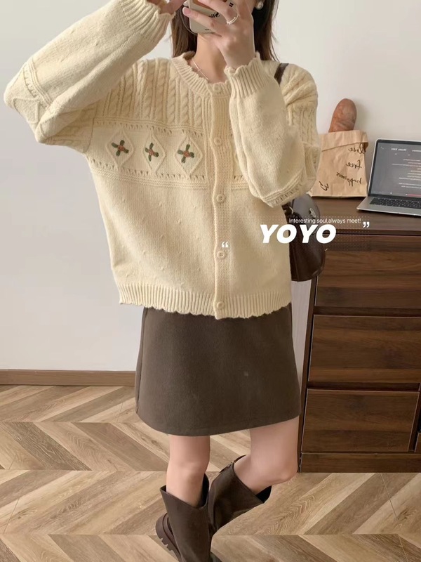 小个子圆领绣花短款毛衣外套女宽松秋装新款甜美日系女士针织上衣|undefined