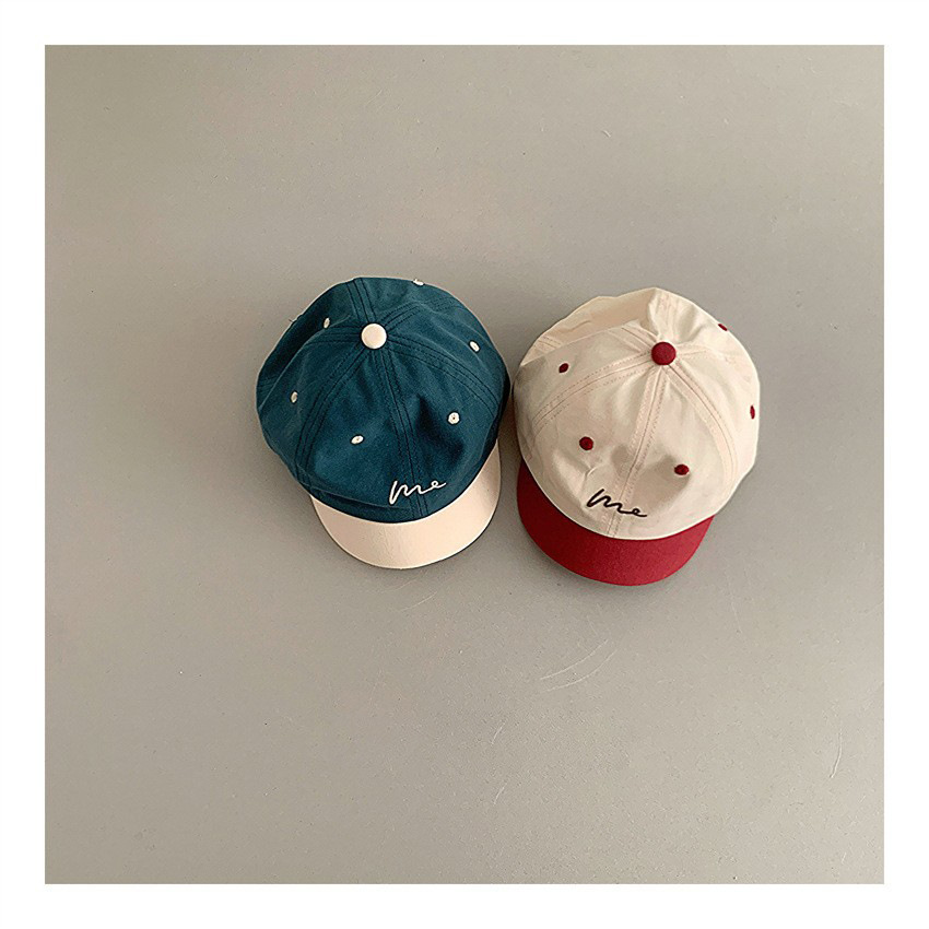 Niños coreanos líneas simples bordadas gorra de lengua primavera y otoño bebés masculinos y femeninos corto borde corto viaje sombrero de béisbol sombrero de sombra