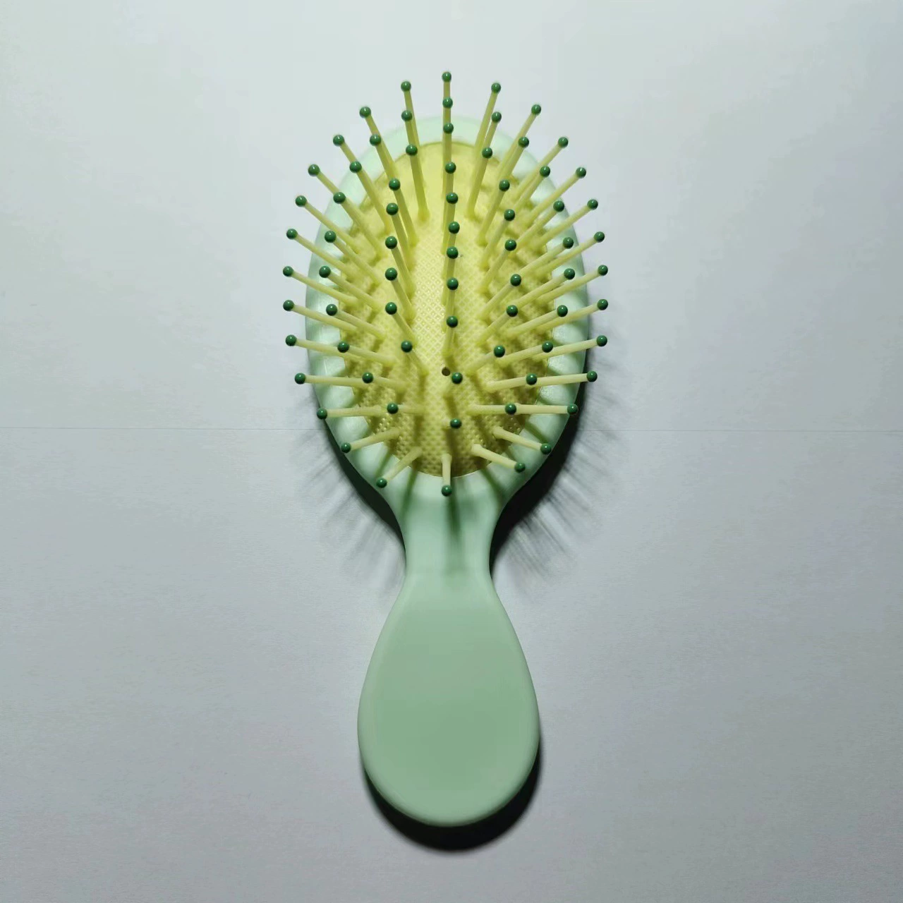Handheld Scalp Massager Brush, Matte Finish, Soft Cushion, 14 cm Compact