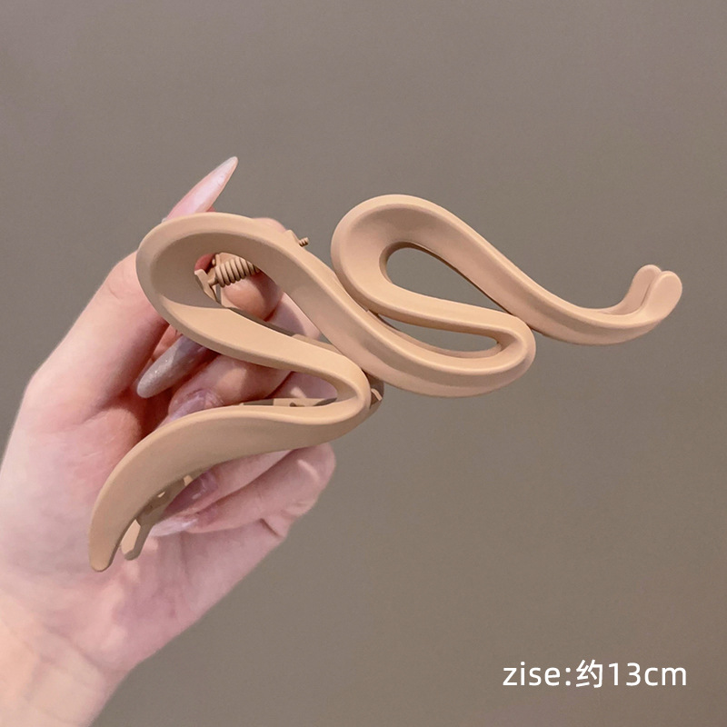 Clip de tiburón grande, clip de agarre para el cabello de placa de sensación de alta calidad, horquilla de temperamento, nuevo estilo, horquilla de gran volumen, tocado de primavera y verano, mujer