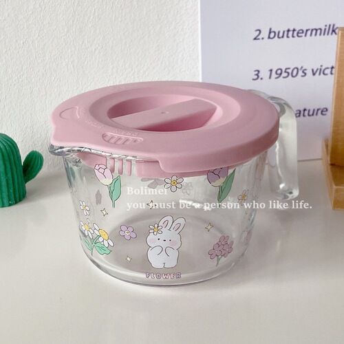 Bolimei high borosilicate glass measuring cup girl's heart rabbit graduated measuring cup baking cup heat-resistant lid