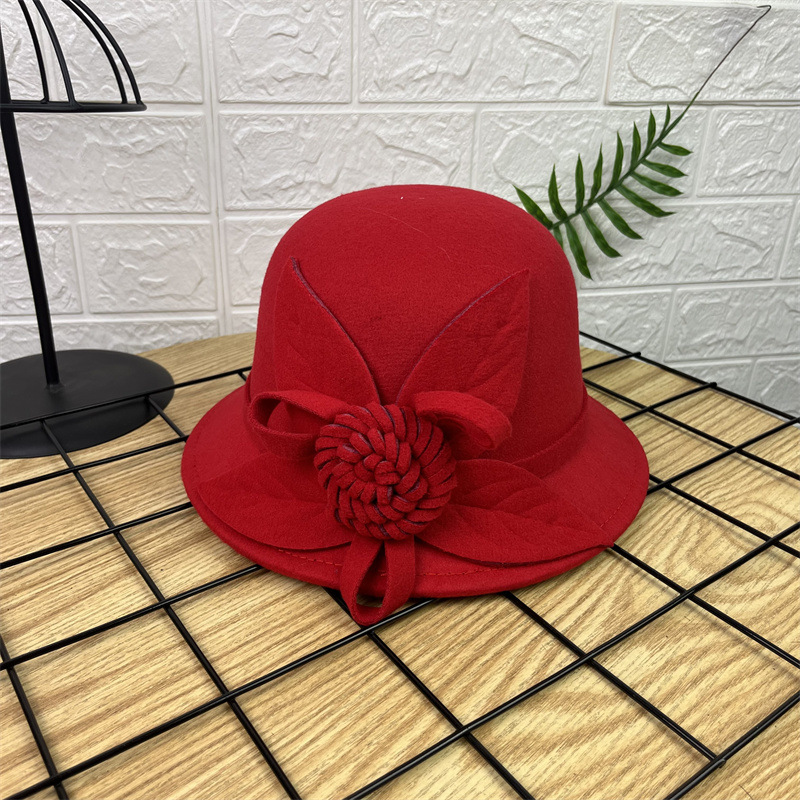 Estilo británico artístico cuenca sombrero Otoño e Invierno de lana de la vendimia sombrero femenino rojo tridimensional peonía Flor de moda europea y americana sombrero pequeño bombín