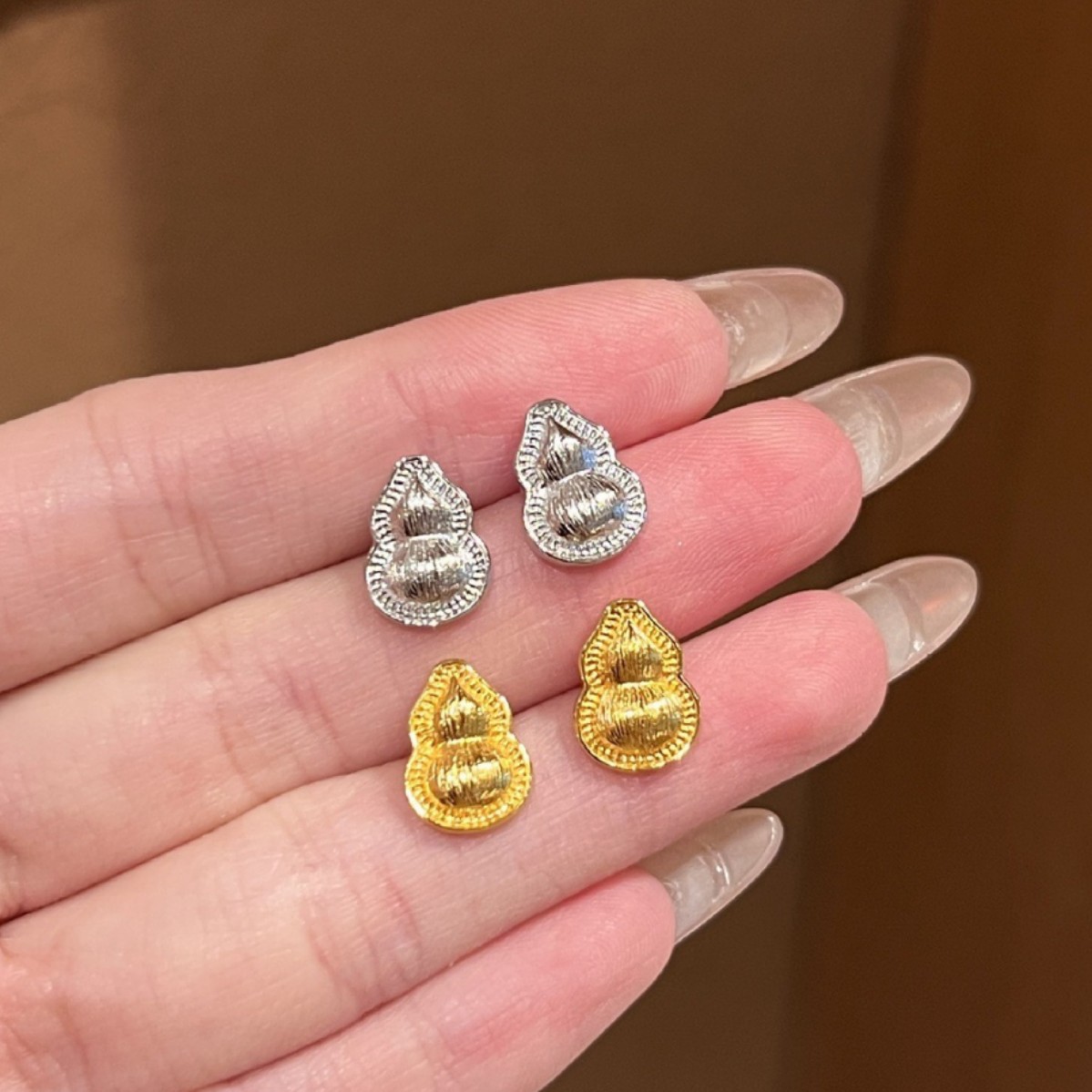 拉丝金葫芦耳钉女轻奢高级感小众设计耳环ins风锆石民族风耳饰款
