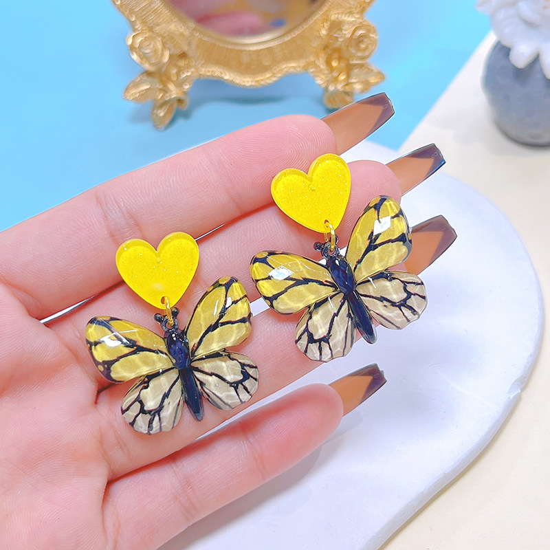 Daily Occasion 1 Pair Sweet Artistic Gradient Color Heart Shape Butterfly Printing Arylic Drop Earrings