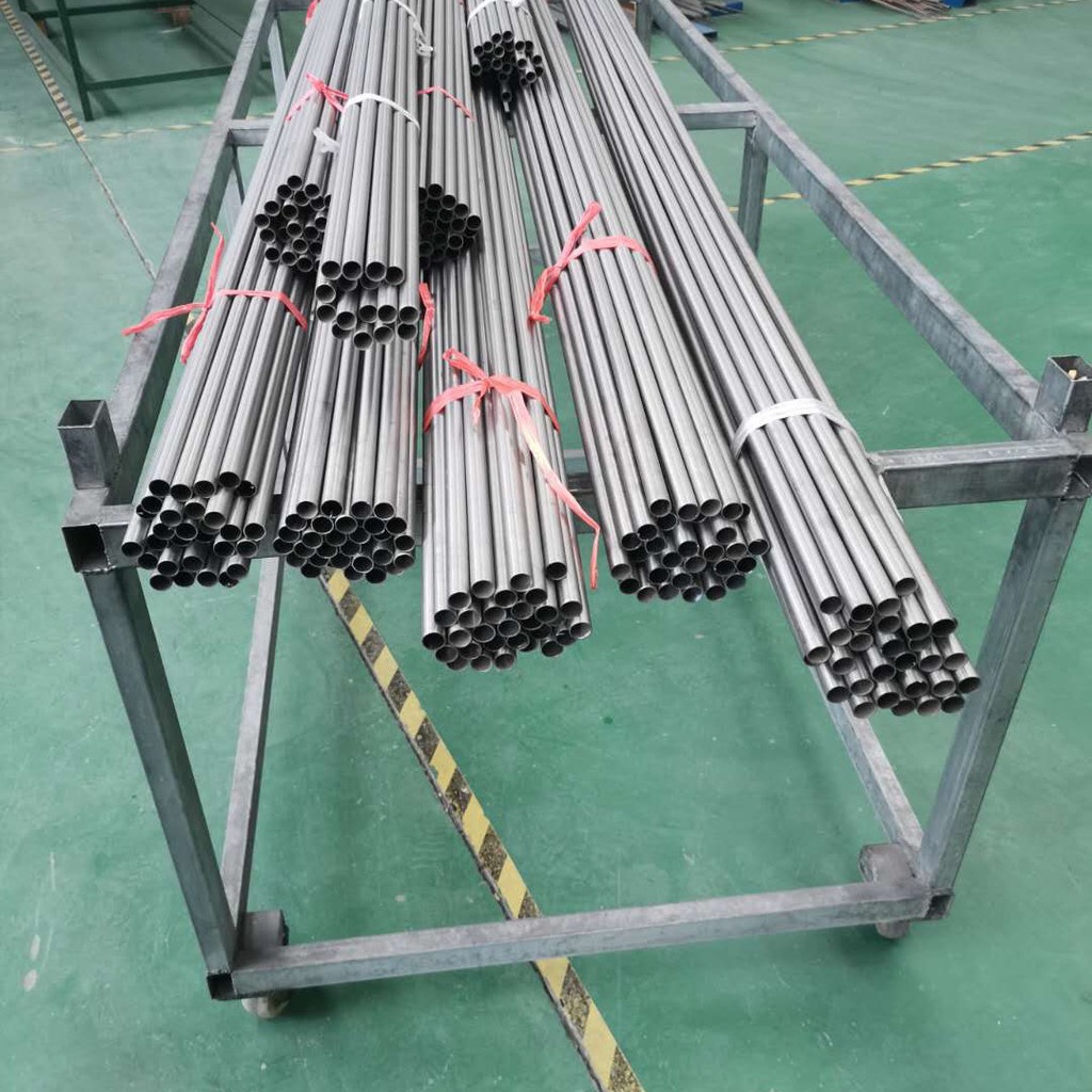 供应Y1Cr18Ni9不锈钢扁条303不锈钢管304L光亮空心管规格齐全