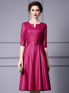 V-neck， 5/4 sleeves， waistband， large hem skirt