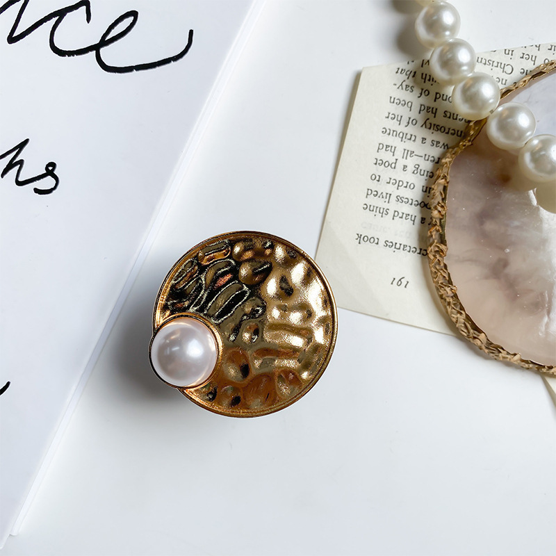 Support d'airbag de téléphone portable avec adhésif, anneau de support paresseux de bureau en métal créatif extensible et pliable à grande perle_voghion.com