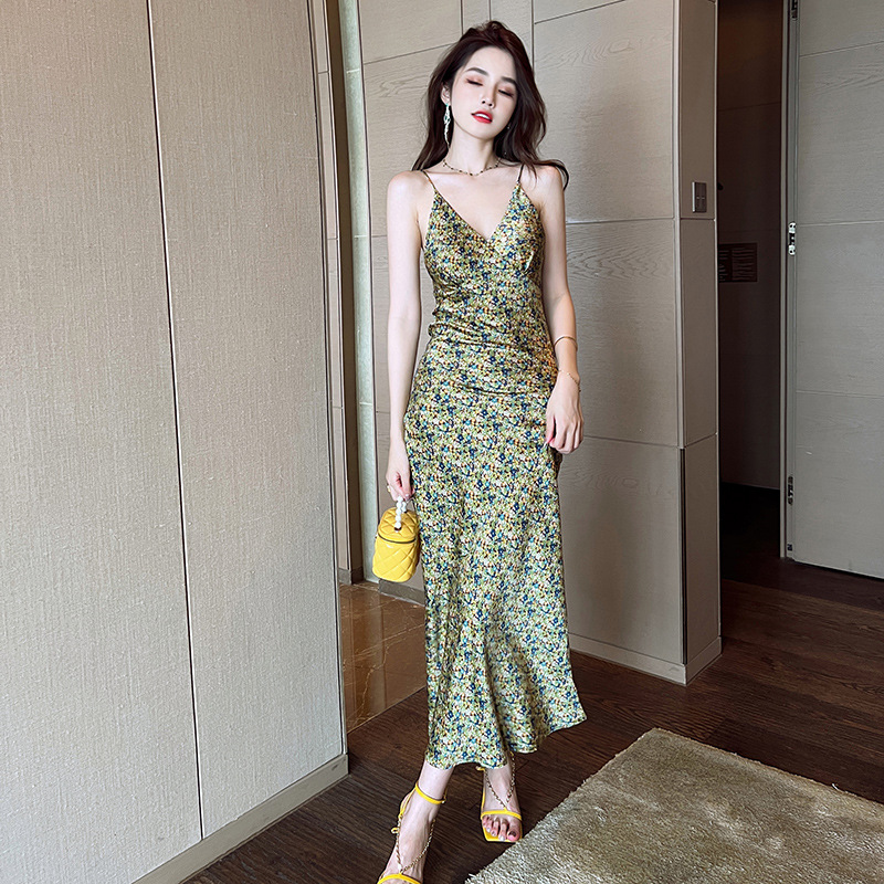 A2569 870K ÁO HAI DÂY NỮ CHOTDNG MÙA HÈ HỌA TIẾT HOA HAI DÂY HỞ VAI THỜI TRANG NỮ G03 SẢN PHẨM MỚI