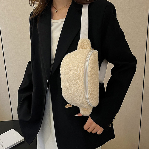 Cute Plush Handbag for Women 2025 New Design Japanese Cartoon Single Shoulder Crossbody Bag Ins Style Leisure Shoulder Bag Trendy
