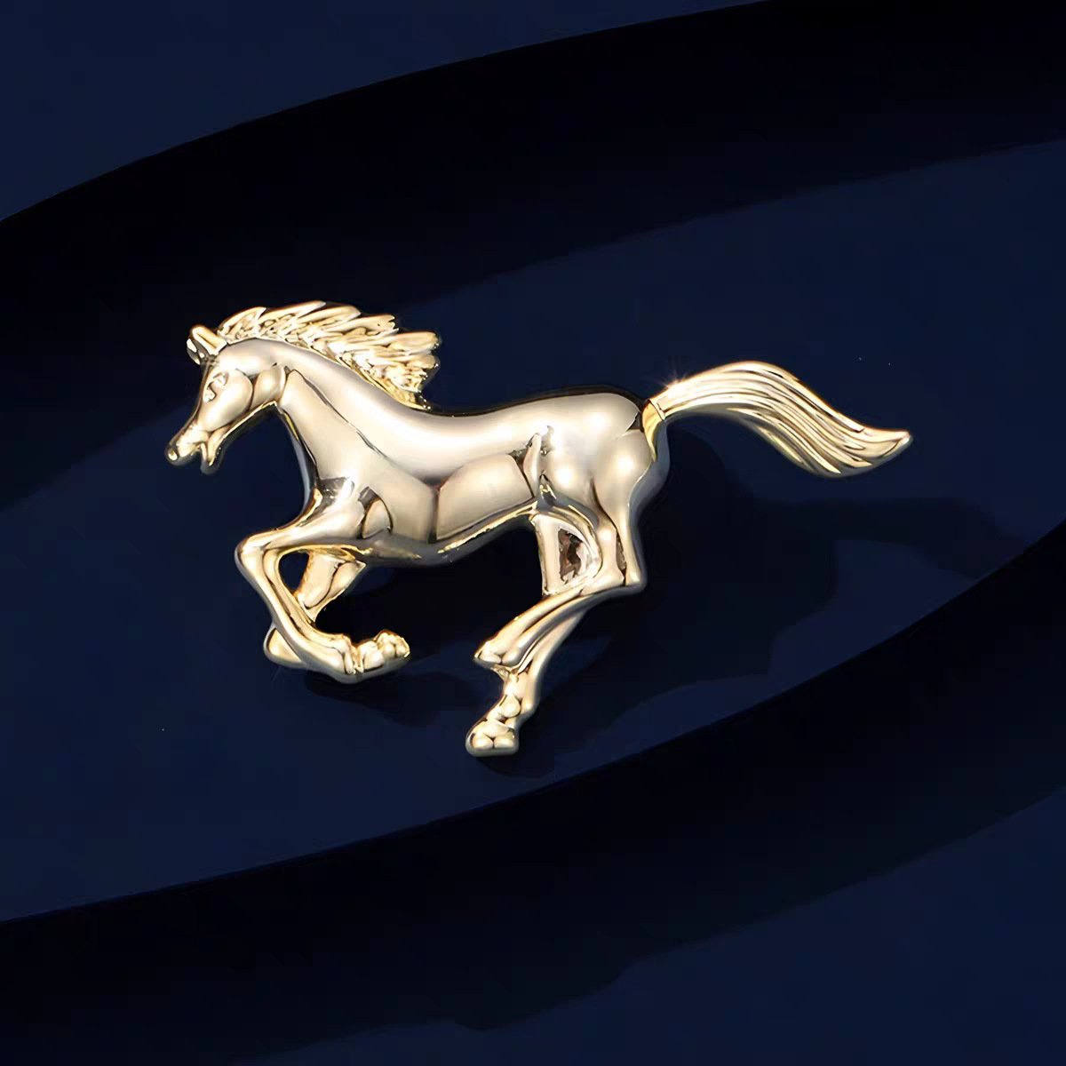 Broche cheval tridimensionnelle élégante et haut de gamme, accessoire de mode tendance, style zodiaque chinois moderne._voghion.com