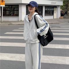 宽松休闲运动套装女春秋季学生韩版时尚卫衣卫裤两件套洋气跑步服