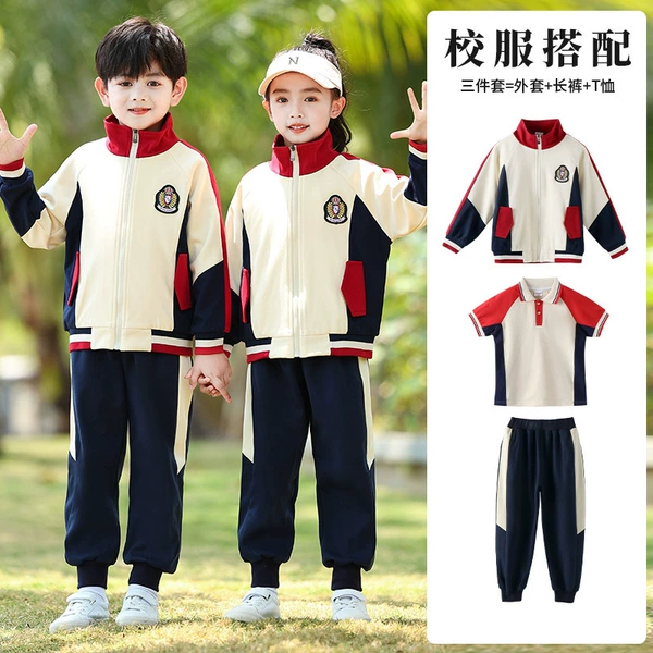 Red set, badge, 3 piece set