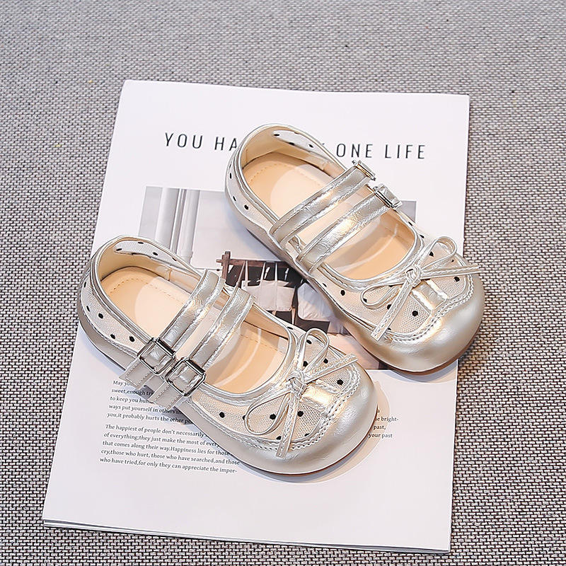 2026 verano de sandalias suaves para niños nuevos zapatos de princesa de moda para niños zapatos de cuero transpirables