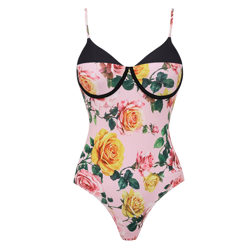 2026 trajes de baño europeos y estadounidenses nuevos flores rosadas dulces vacaciones junto al mar set de trajes de baño femeninos explosivos transfronterizos