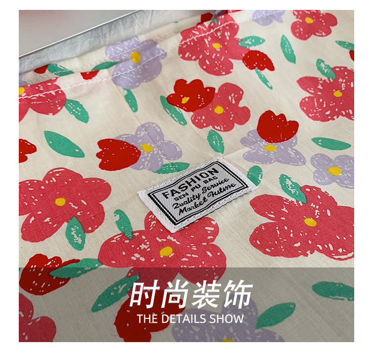 The large-capacity single-shoulder bag for student commuting is a bestseller in early spring. The Korean-style fresh and simple floral fabric bag is a versatile tote bag undefined