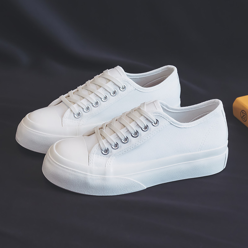 Preppy style all-match milky white sneakers 2023 new breathable lightweight cute Japanese style big toe shoes thick-soled canvas shoes