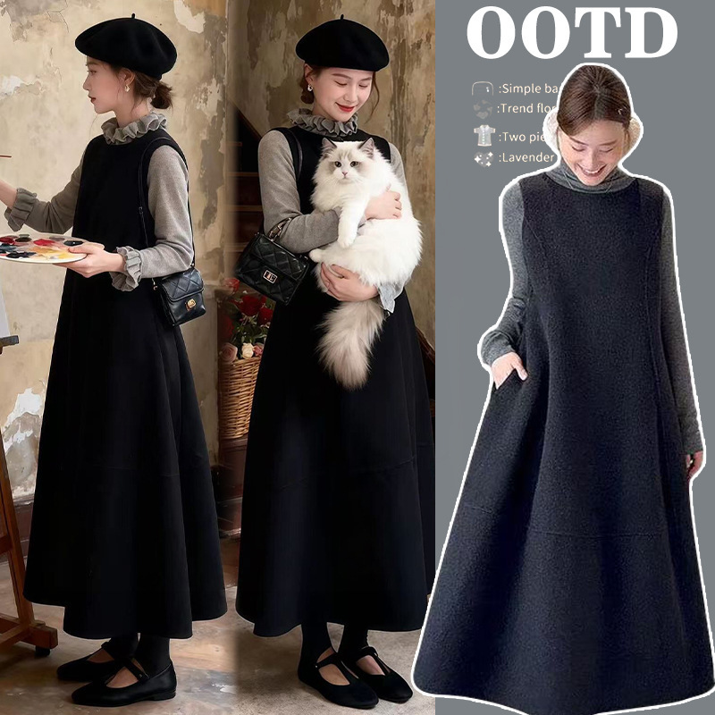 Maternity Wear Autumn and Winter Suit 2025 New Princess Style Bottoming Shirt High-End Layered Woolen Vest Skirt Two-Piece Set