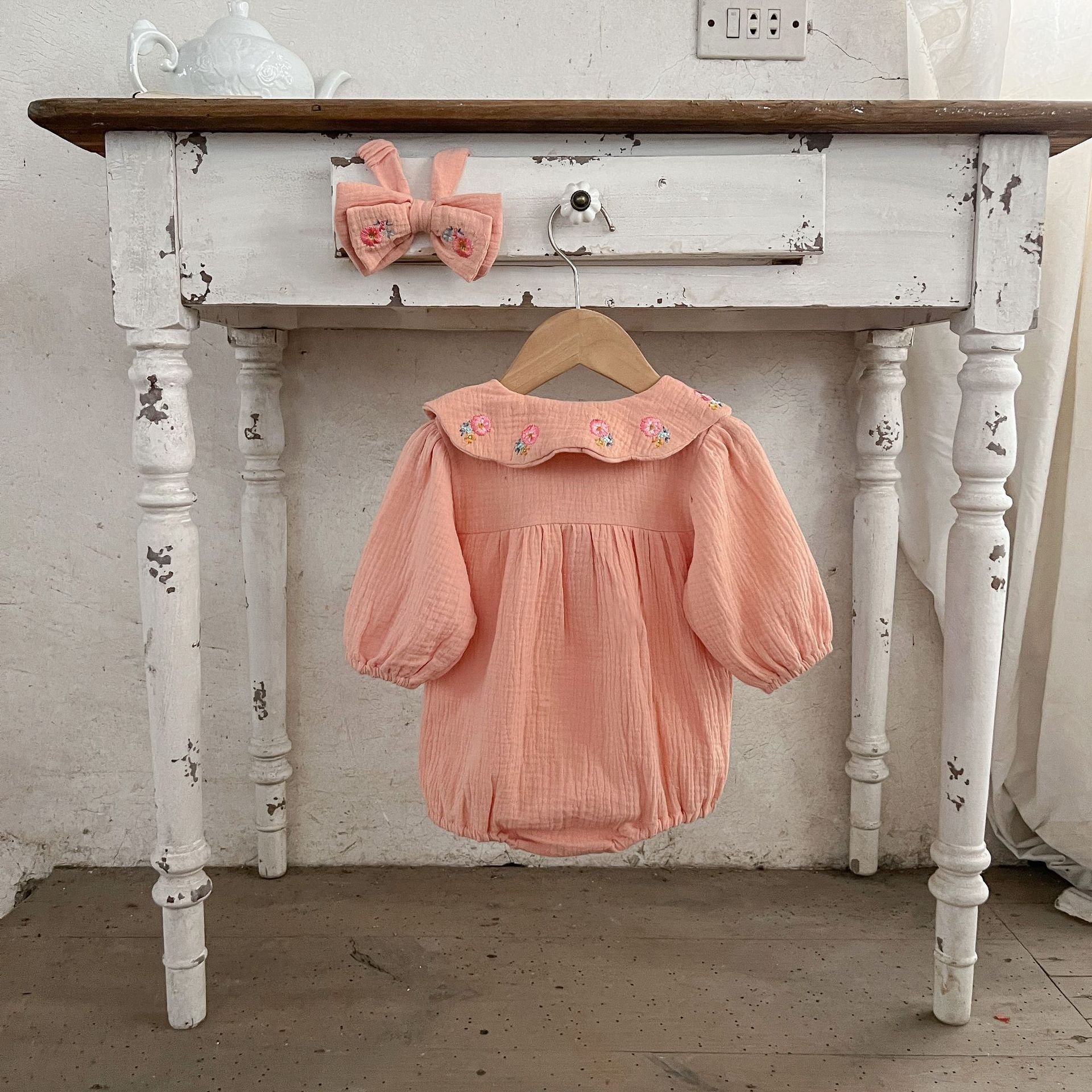 INS estilo coreano niñas bebé algodón de doble capa gasa mono mameluco flor bordado solapa mameluco con pañuelo en la cabeza