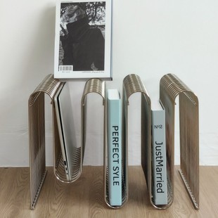 Storage Bookshelf Nordic Iron Small Coffee Table Simple Modern Creative Sofa Side Table Living Room Balcony Newspaper and Magazine Rack