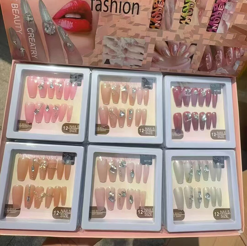 Nuevo desgaste de la serie de mariposa de uñas etiquetas de uñas niñas caja de almacenamiento transparente etiquetas de uñas falsas niñas etiquetas de uñas cortas