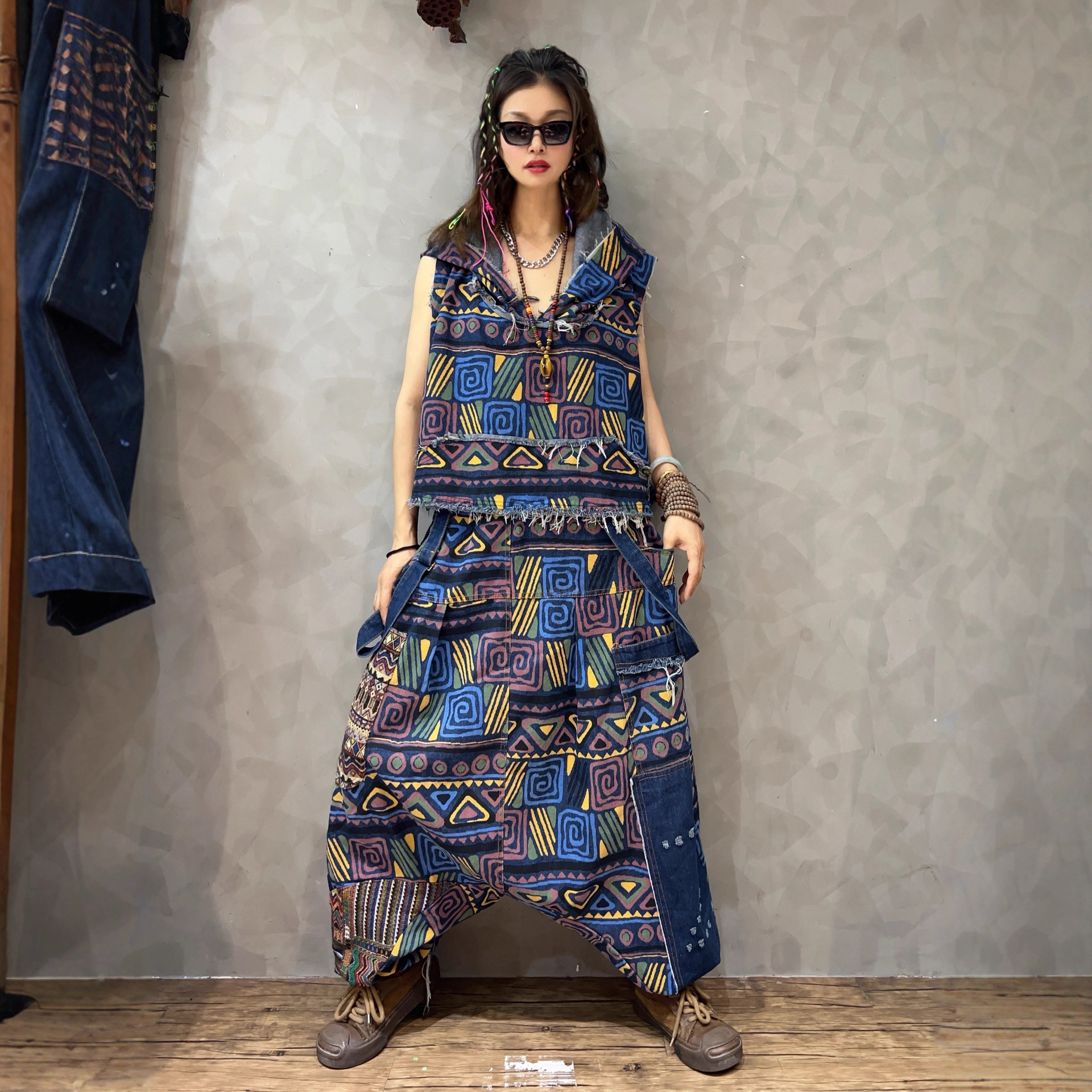 Personalidad de moda cool vaquero diseño de bordes de lana chaleco encapuchado correa de correa de chaleco de caño suelto conjunto de moda retro de moda mujer moda image 1