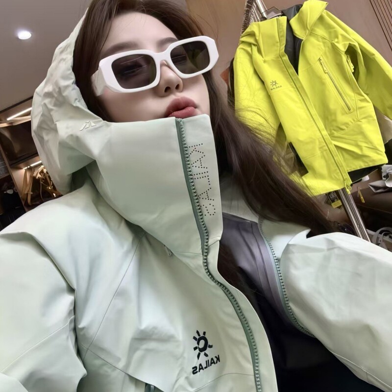 Kailas Original Craftsmanship Mont X Hiking and Mountaineering Unisex Couple's Lightweight Hardshell Jacket for Outdoor Use