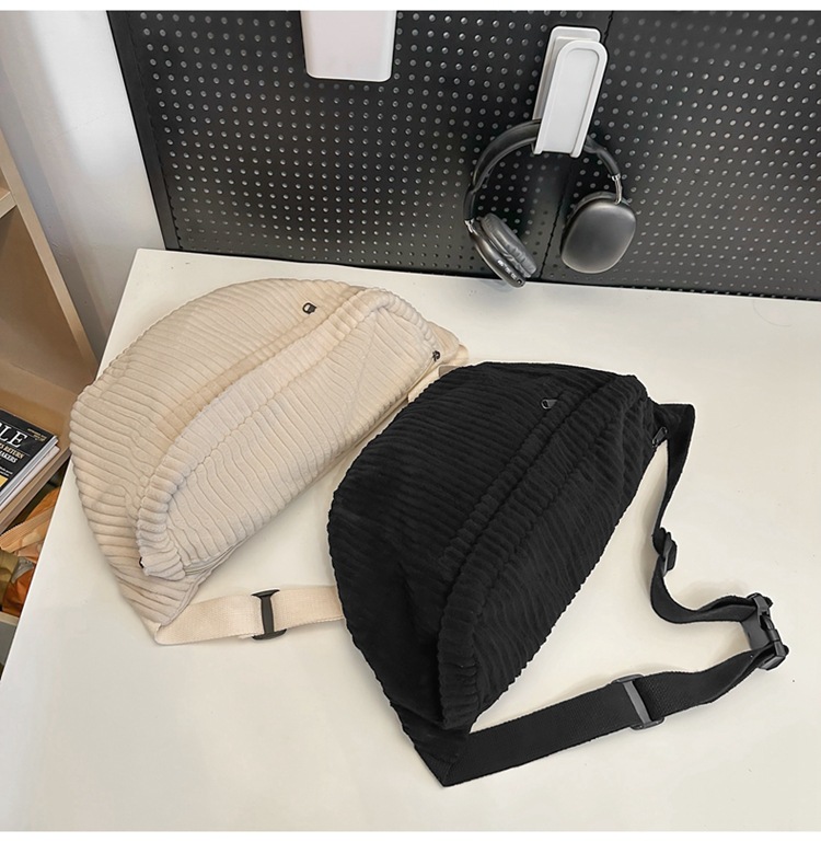 Unisex Corduroy Stripe Solid Color Basic Cloud Shape Zipper Shoulder Bag display picture 40