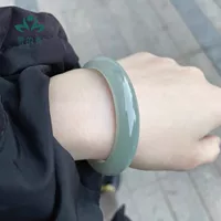 Браслет из мьянманского ледяного жадеита, браслет из ледяного жадеита для молодых женщин, браслет из масляно-зеленого плавающего цветочного нефрита, полная круговая обработка.
