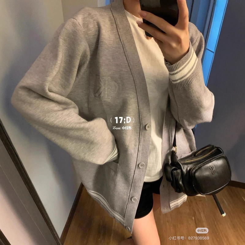 CK家潮牌休闲百秋冬新款男女情侣学院字母提花纽扣V领搭针织毛衣|undefined