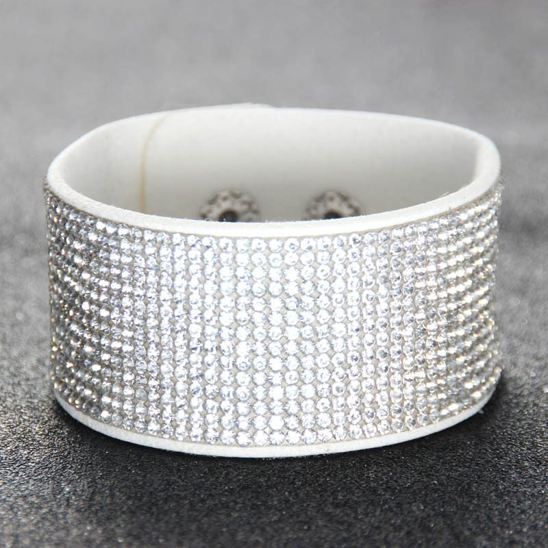 Wholesale Jewelry Retro Full Of Diamond Wide Bracelet Nihaojewelry display picture 1