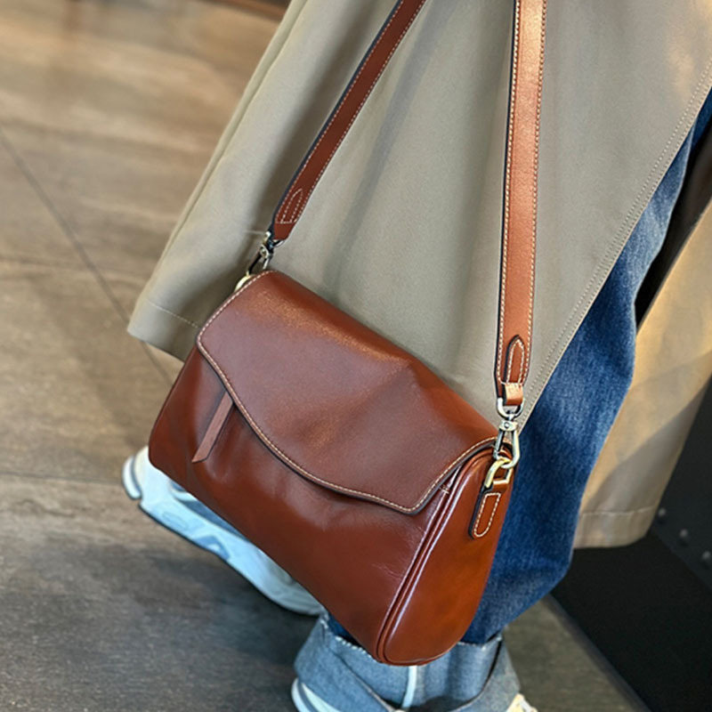 Women's Underarm Bag 2026 New Arrival Large Capacity Crossbody Bag Top Grain Cowhide Versatile Shoulder Bag Luxury Genuine Leather Handbag - Thumbnail 3