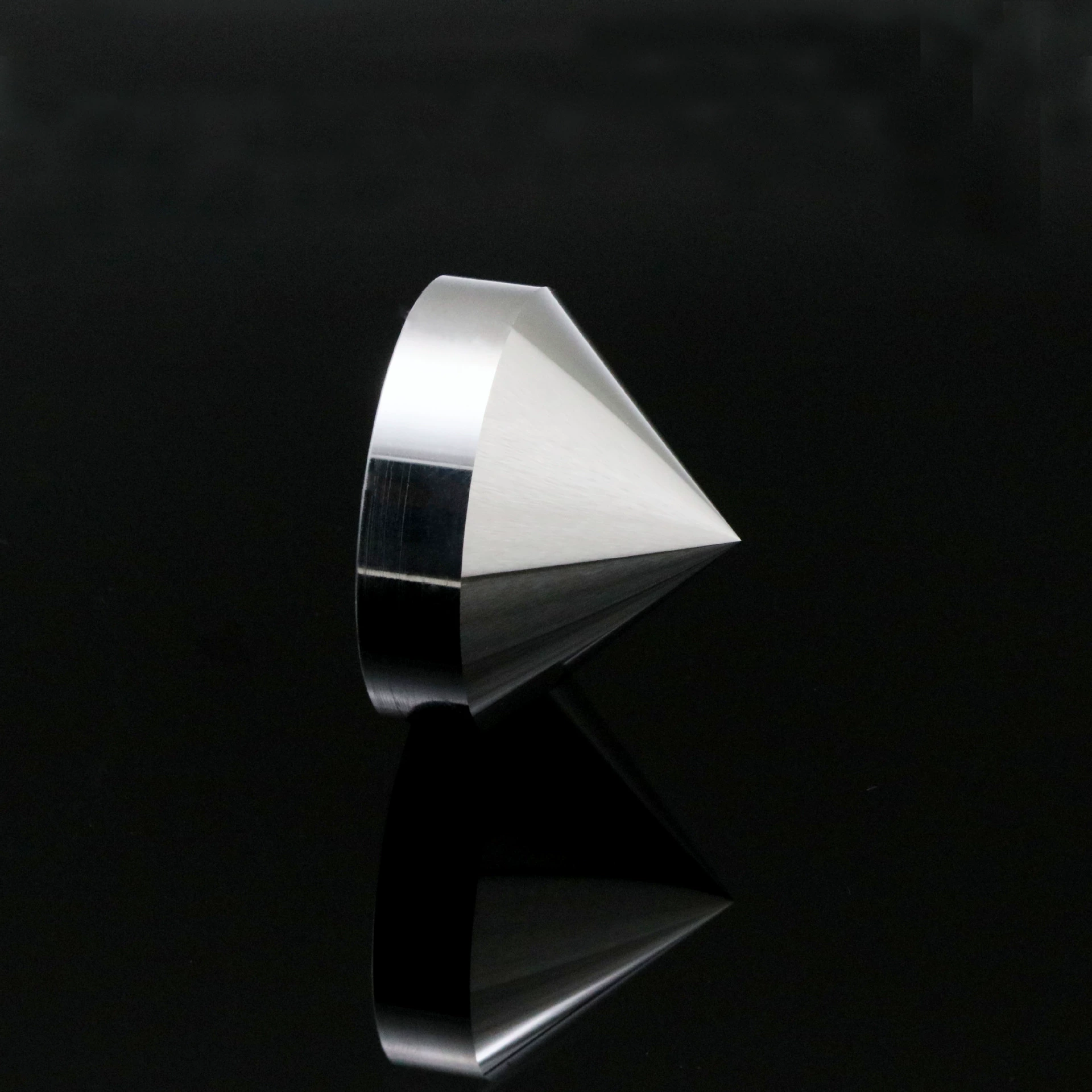 Высота 30 мм Диаметр 40 мм Флис C1 Материал из алюминиевого сплава оптический внешний конический рефлектор может быть обработан по чертежу