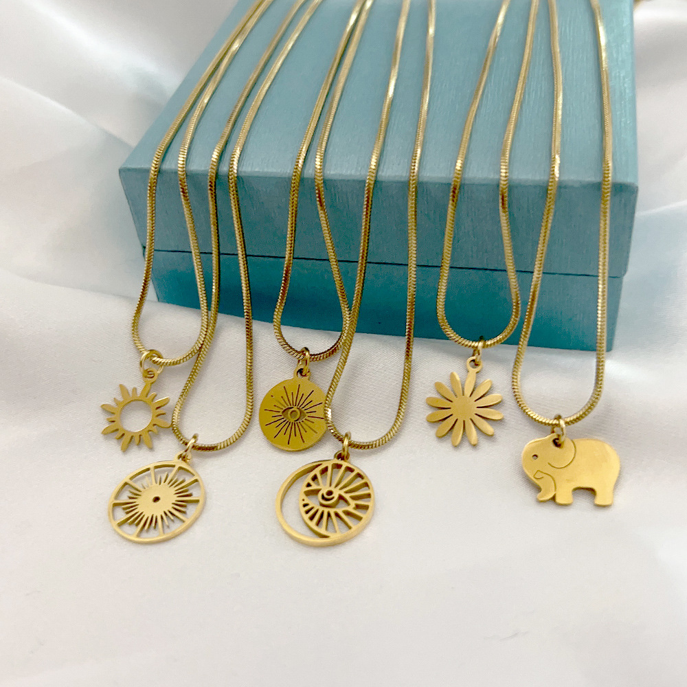 Simple Style Geometric Titanium Steel Plating Pendant Necklace 1 Piece